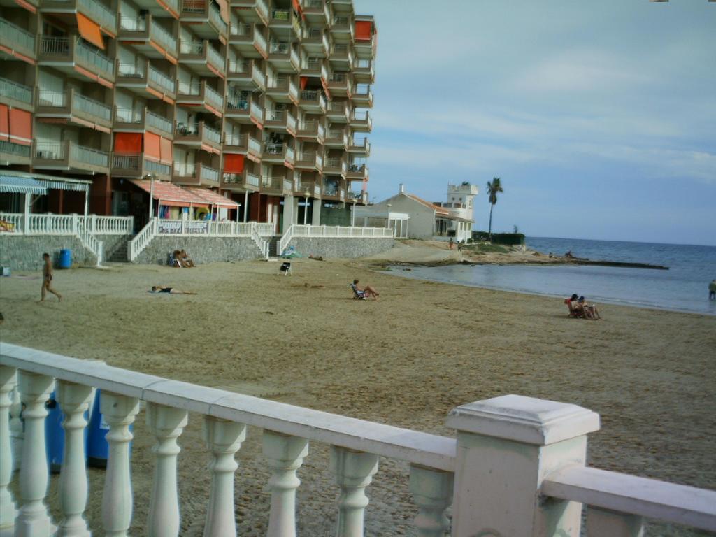 La Rosaleda Torrevieja Exterior photo